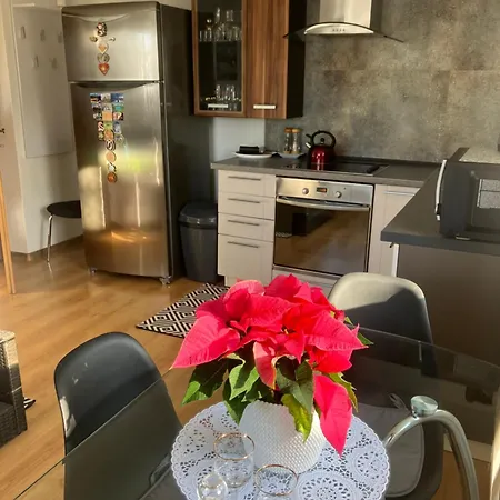 Апартаменты Karin