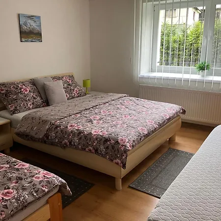 Апартаменты Karin