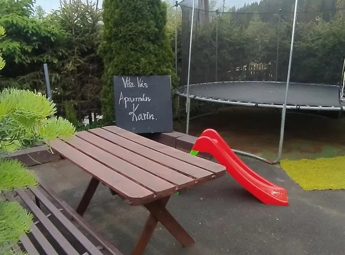 Apartment Karin Huty